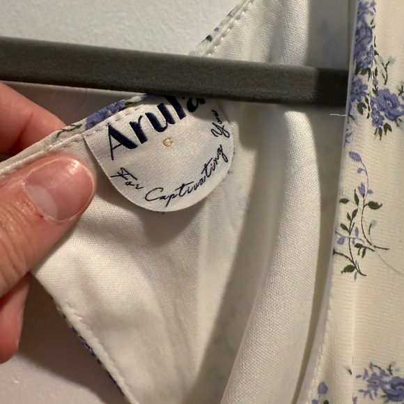 ARULA Cream and Blue Floral Dress - Picture 3 of 3